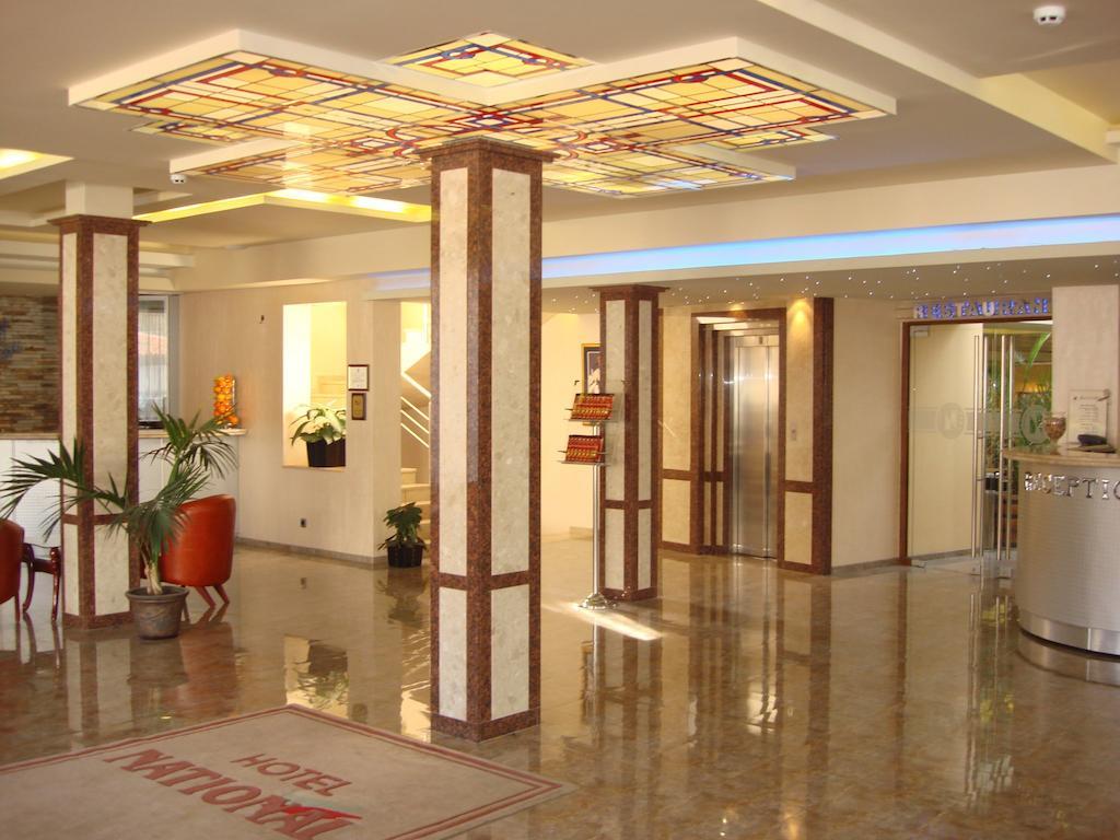National Palace Wine & Spa Hotel Сливен Экстерьер фото