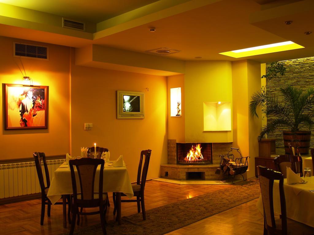 National Palace Wine & Spa Hotel Сливен Экстерьер фото