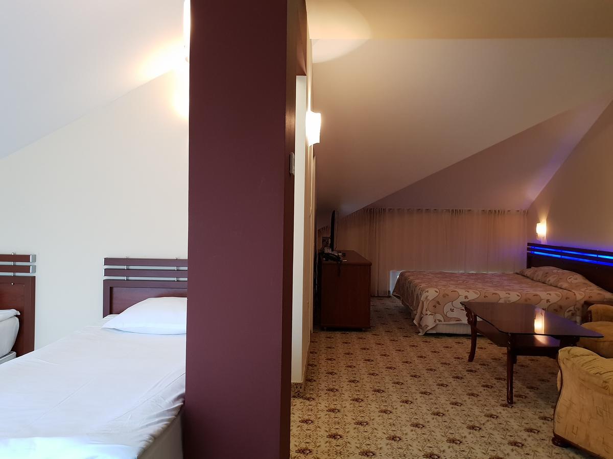 National Palace Wine & Spa Hotel Сливен Экстерьер фото