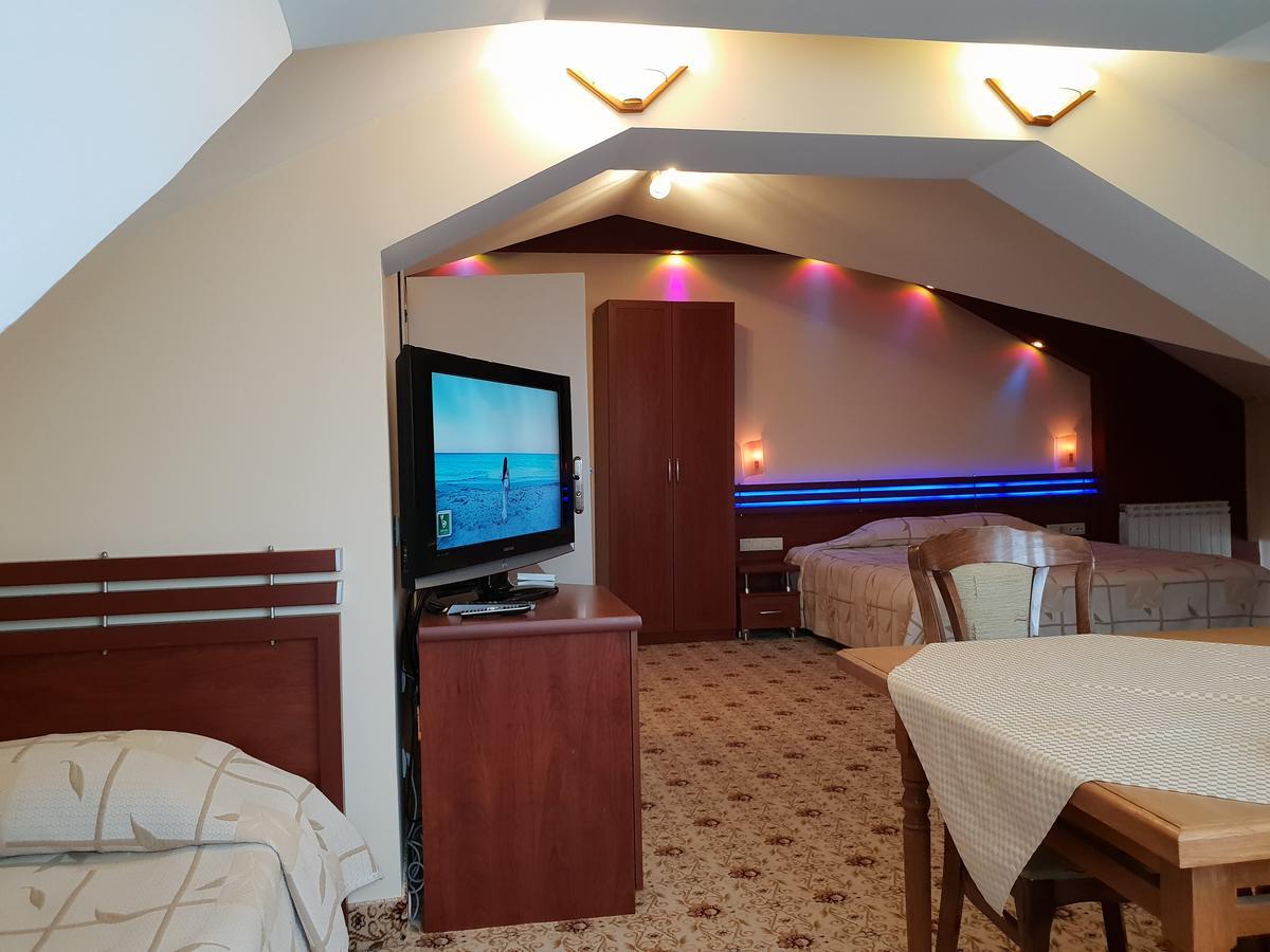 National Palace Wine & Spa Hotel Сливен Экстерьер фото